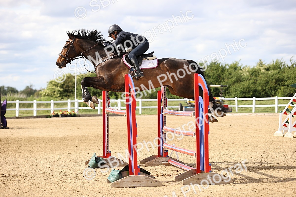 SBM_003627 - Class 13 - Senior Foxhunter - 1.20m