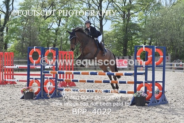 BPP_4022 - CLASS 9 - FRI - Senior Newcomers/ 1.10m Open