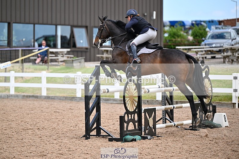 240605A-132550-00548 - Cls 3 Snr 1.05m Open