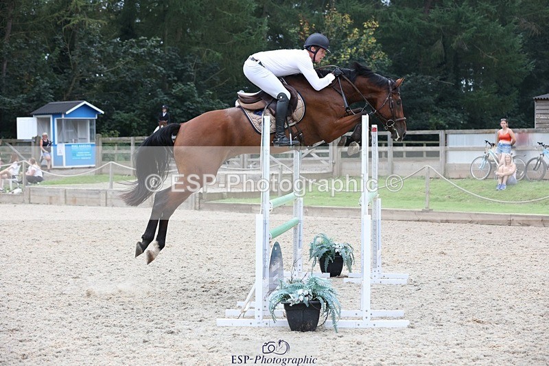 230908-174418-03458 - Cls 9 Snr Newcomers & 1.10m Open