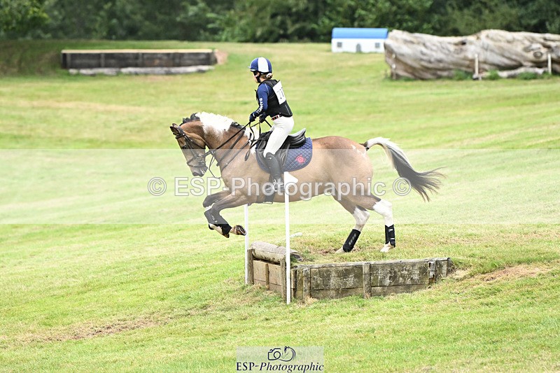 240825X-164501-37344 - 80cm XC 16.30 to 17.30