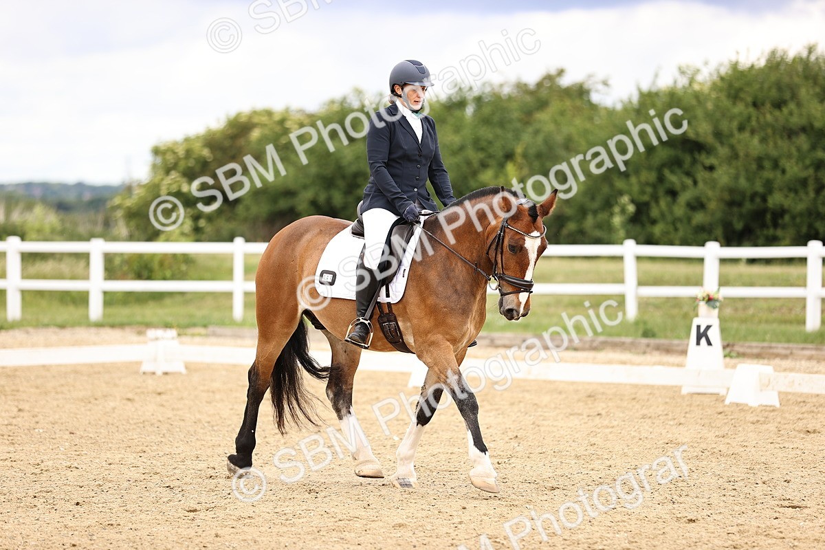 SBM_002810 - Class 2 - Novice 4 - 12.00-13.10