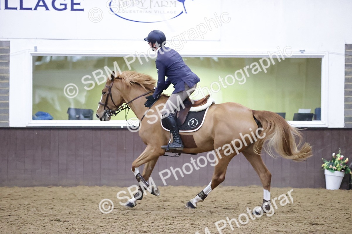 SBM_001214 - Class 4 - Senior Newcomers/ 1.10m Open