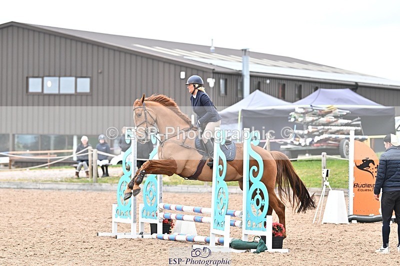 250414-101446-00034 - 70cm Round 1