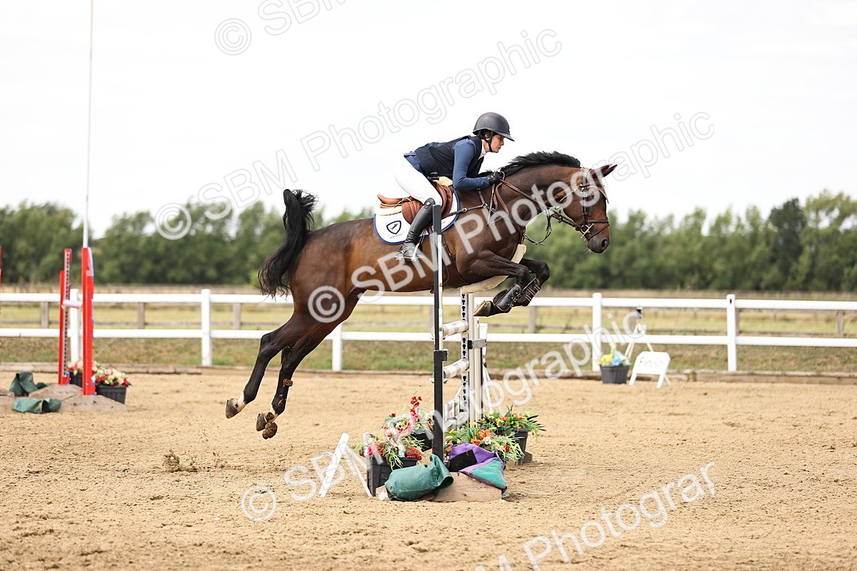 SBM_010431 - Class 9 - Senior Foxhunter - 1.20m Open