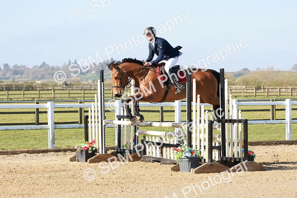 SBM_003014 - Class 14 - Senior British Novice - 90cm