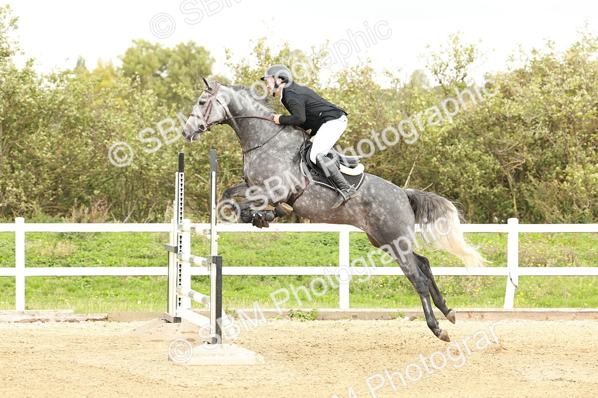 1I0A8135 - Class 5 - Senior Foxhunter 1.20m