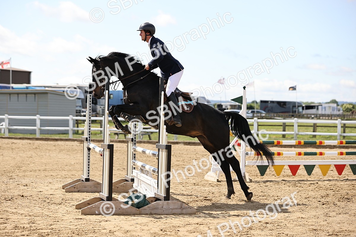 SBM_002115 - Class 9 - Senior British Novice - 90cm