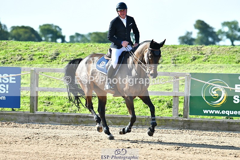 230720A-090718-01579 - Cls 1, 2 Star Small 1.30m