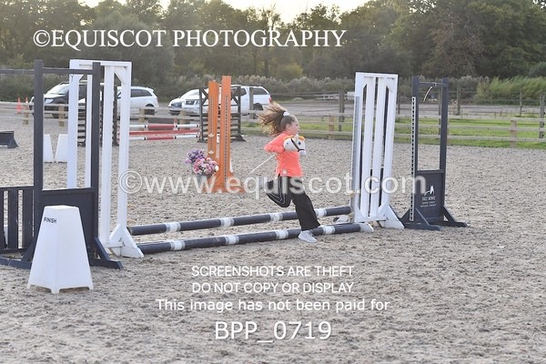 BPP_0719 - HOBBY HORSE SHOWJUMPING CLASSES