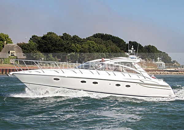 100626 PRINCESS V48 IMG_8654 - Motorboats - Hardtop