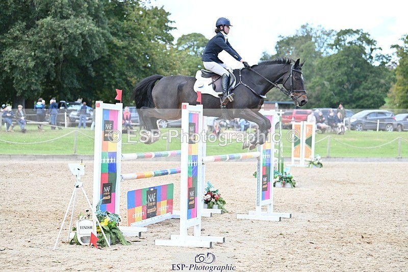 231022-132244-27027 - 358-ROYALE.MESSENGER-Anna.Singer-SJ