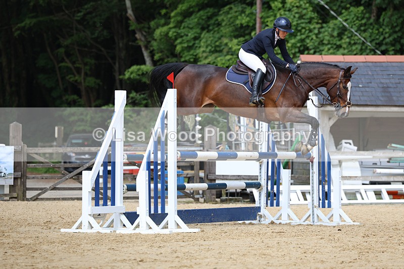 3E7A1157 - Class 13: Senior Newcomers/1.10m open