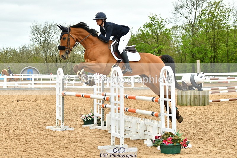 230507A-134541-08209 - Cls 43 1.05m Amateur Quali