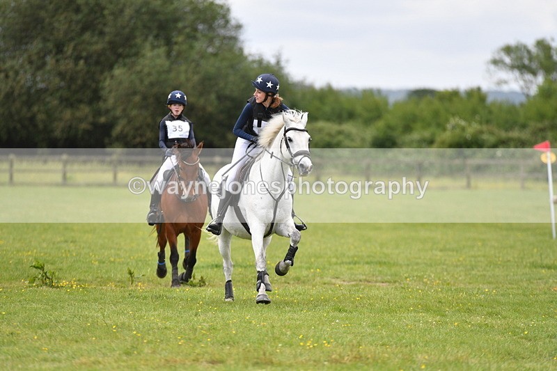 WJ5_3411 - Class 5 80cm Pairs