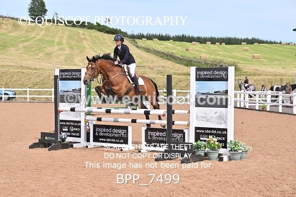 BPP_7499 - CLASS 15 FRI Senior 1.05m Open