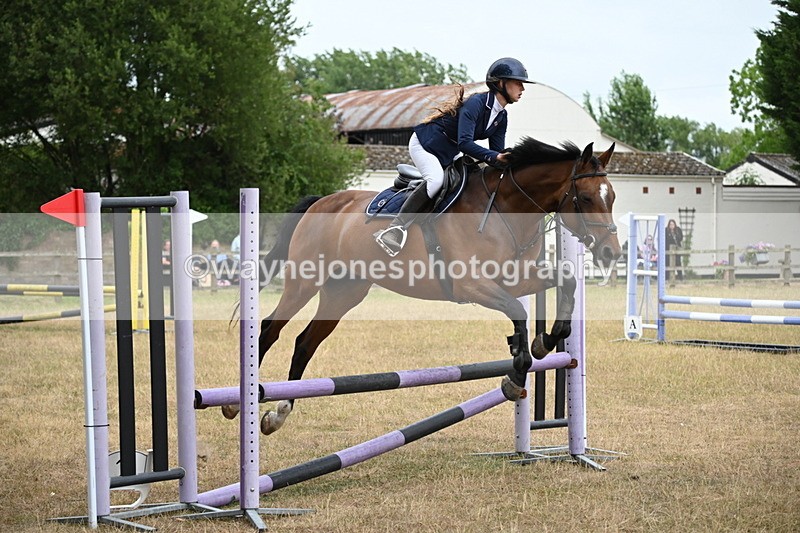 WJ6_0792 - Class 14 Intermediate Jumping 75cm