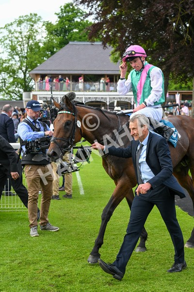 170524-Race 5-Lead Artist-8390 - Race 5 4.15pm  Darley EBF Novice Stakes