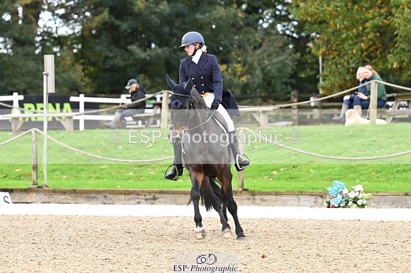 251023A-100628-01428 - B-126-Catherine.Van.Randwyck