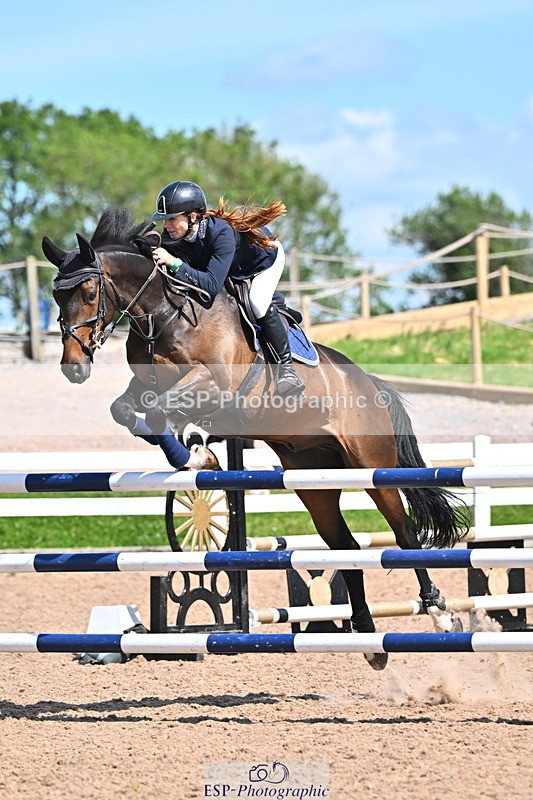 240619A-154806-00985 - Cls 5 Snr Foxhunter and 1.20m Open
