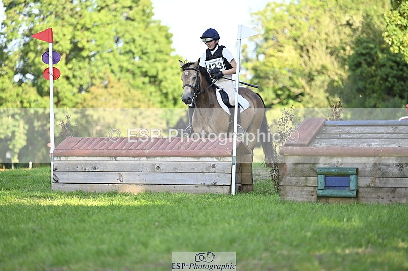 240811A-175209-07536 - 423-