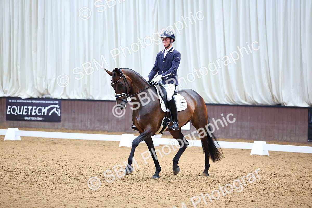 SBM_005319 - Class 5 - Novice 6 - 9.30-10.33