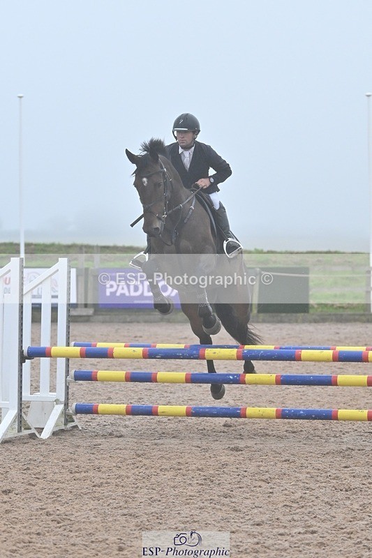 240813-193530-00971 - Classes 7 A&B 90cm