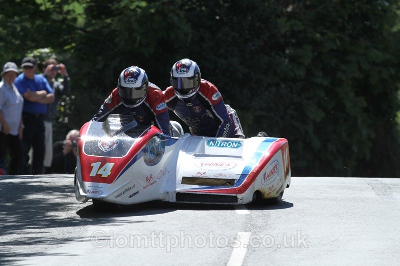 IMG_2308 - Sidecar Race 2 - TT 2013
