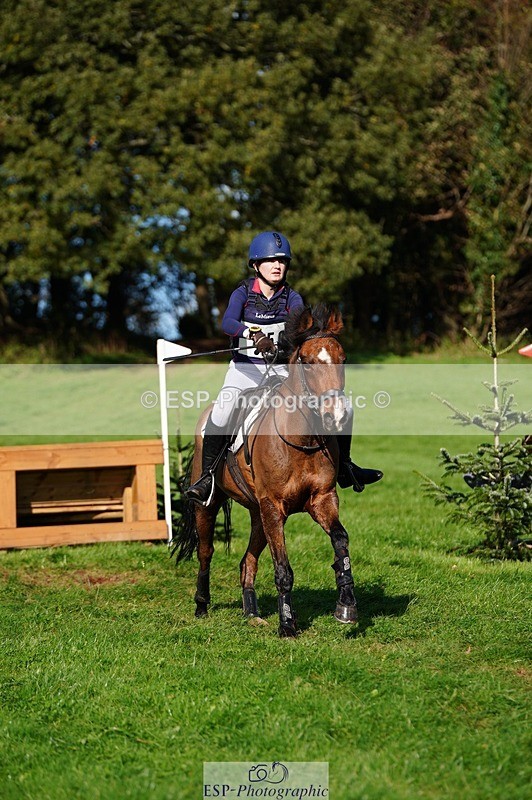 241026-125934-13599 - 450-Erin.Dovey-MONEYHILLS.PAGEANT