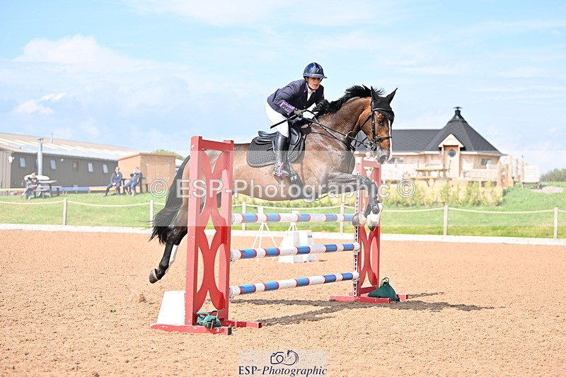 240828A-141831-00855 - Cls 4 Snr Newcomers and 1.10m Open