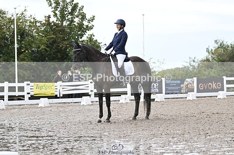 250907-103556-06292 - 027-Amanda.KingInvincible