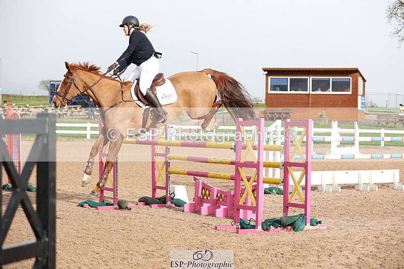 240223A-151952-02255 - Cls 6 Foxhunter and 1.20m Open