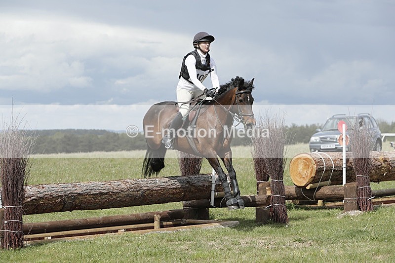 BVHT 140517  NXC -362 - Class 2 XC Novice 14/05/17