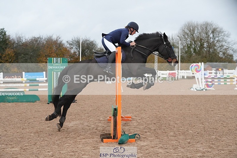 251109-084311-03068 - Cls 15 British Novice and 90cm Open