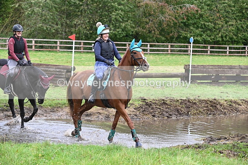 WJ6_6432 - Time at Photographer 12:41 to 13:05