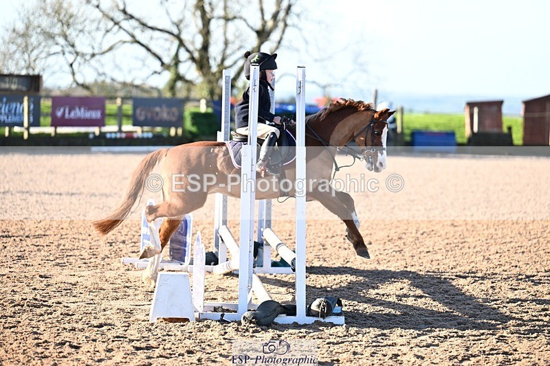 251130-101336-01316 - Cls 18 50cm Clear Round
