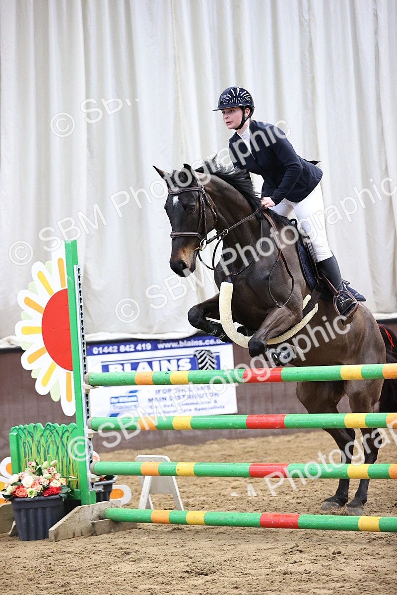 SBM_006051 - Class 16 - Senior Newcomers - 1.10m Open