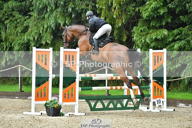 230714-095343-31302 - Cls 76 A&B Snr Newc & 1.10m Open