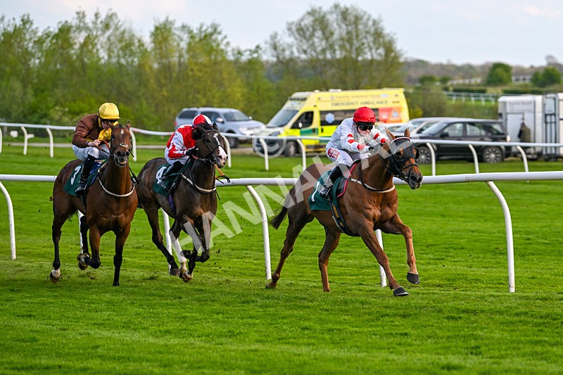 300424-Race 4-Fortunate Star-2805 - Race 4