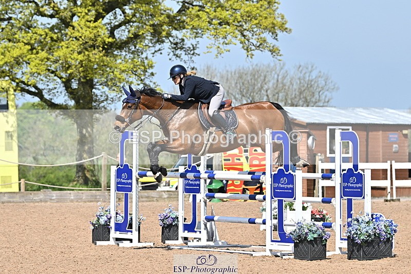 240509A-112621-01162 - Cls 9 Snr 1.20m Open