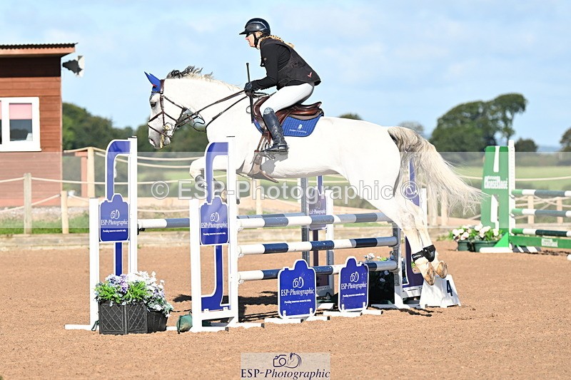 240912A-092125-00124 - Cls 1 Snr 1.05m & 1.10m Open