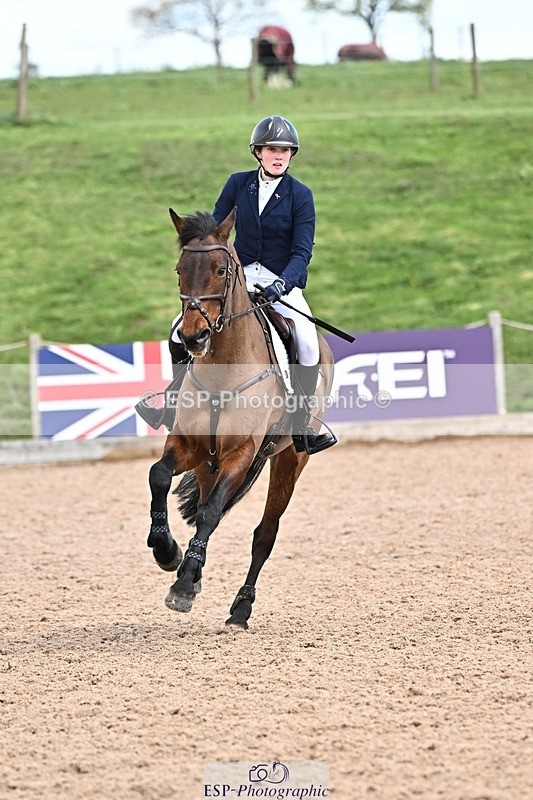 250416-130504-00910 - Cls 4 Newcomers and 1.10m