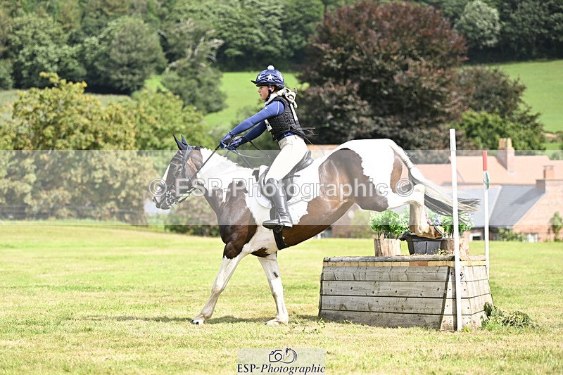 240825X-115615-32657 - 70cm XC 11.00 to 12.00