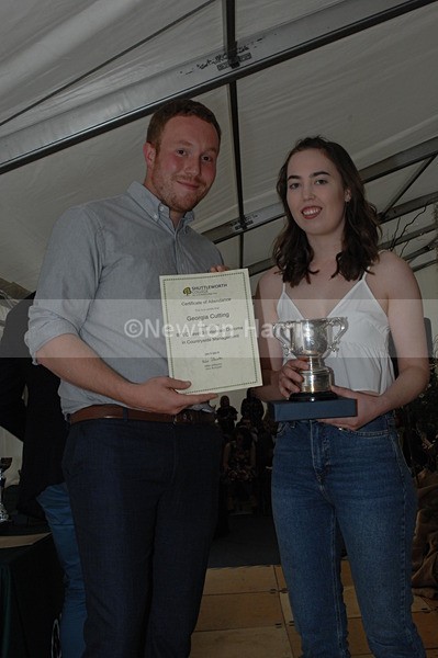 DSC_0196 - BTEC L2,3 Ext Cert Country&En