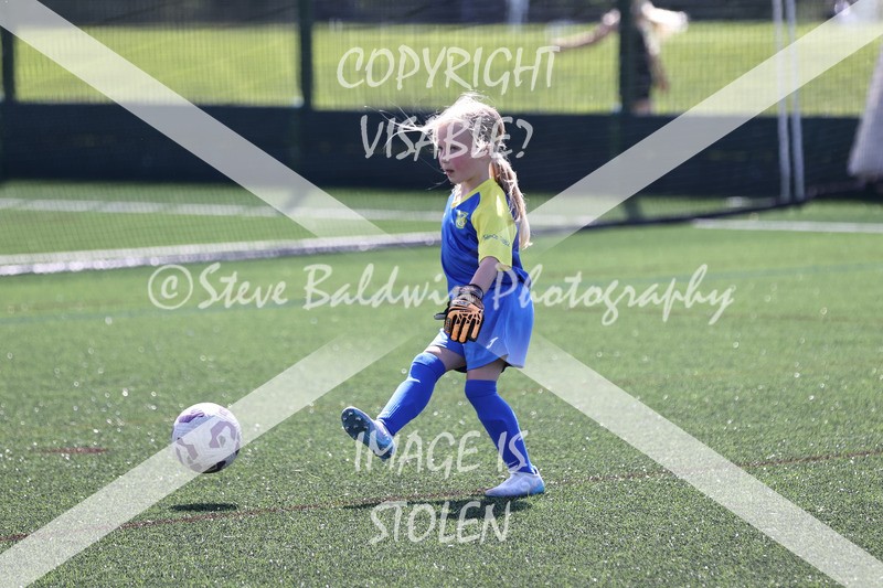1DX33280 - Sat 13th U7 & U8 Girls