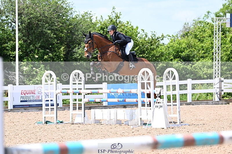 240619A-141256-00470 - Cls 4 Snr Newcomers and 1.10m Open