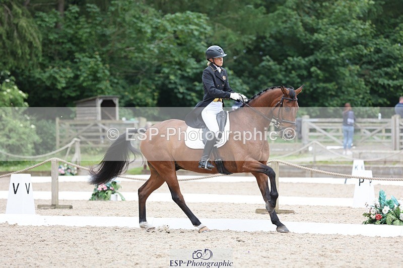 240524-152404-09873 - 362-COS_ME_WILL-Yasmin_Olsson-Sanderson