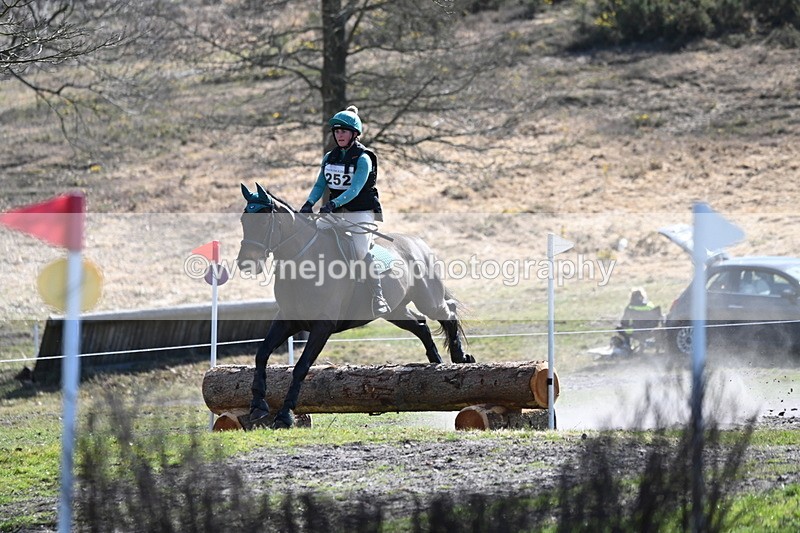 WJ6_2559 - Time 11:00 to 11:24