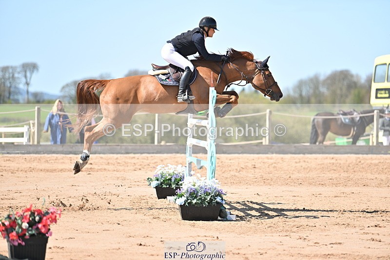 240420A-140532-11605 - Cls 7, 2 Star Medium Tour 1.35m