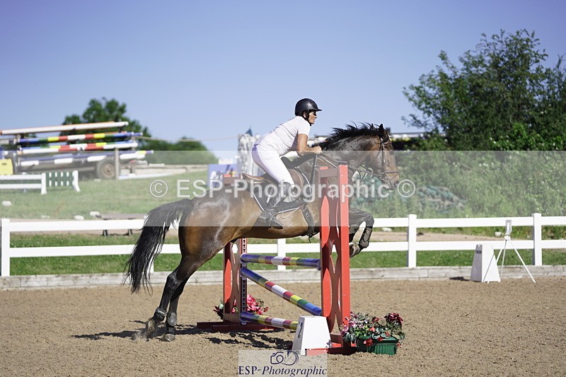 230624A-171124-02678 - Cls 31 85cm Amateur Quali